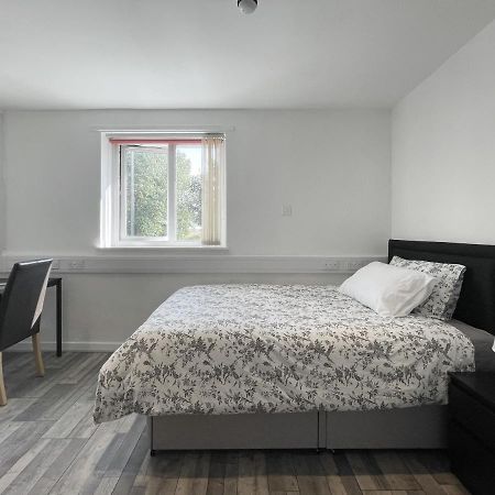 Bright, Warm & Cozy House In Harpurhey Appartement Manchester Buitenkant foto