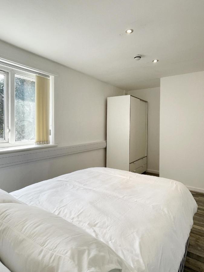Bright, Warm & Cozy House In Harpurhey Appartement Manchester Buitenkant foto