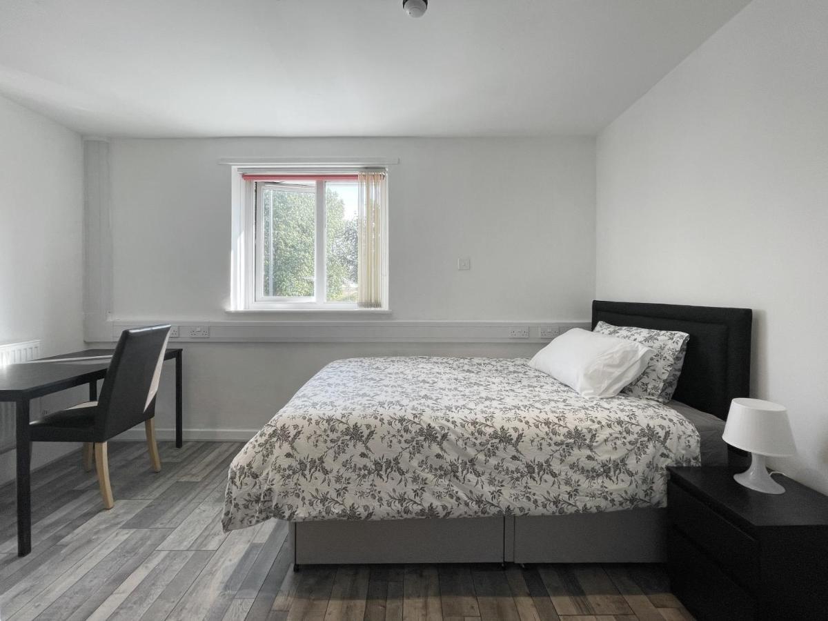 Bright, Warm & Cozy House In Harpurhey Appartement Manchester Buitenkant foto