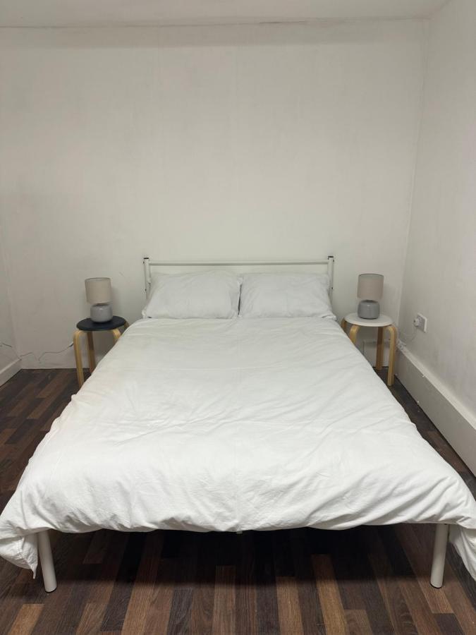 Bright, Warm & Cozy House In Harpurhey Appartement Manchester Buitenkant foto